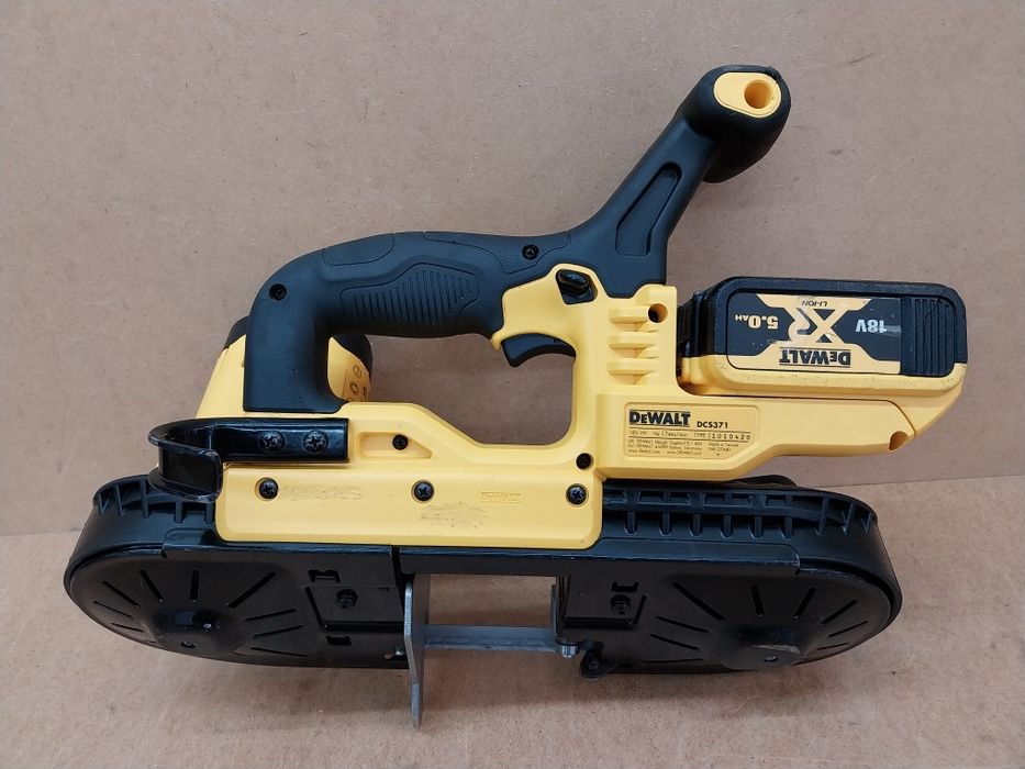 DeWalt DCS371 Piła Taśmowa Pilarka 63x63mm Brushless 5.0Ah 2023r