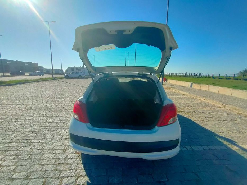 Peugeot 207 1.4 Hdi