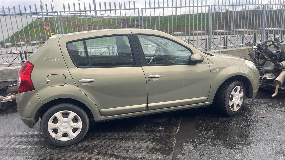 Разборка на запчастини Рено Дачія Сандеро СтепВей  Dacia Sandero