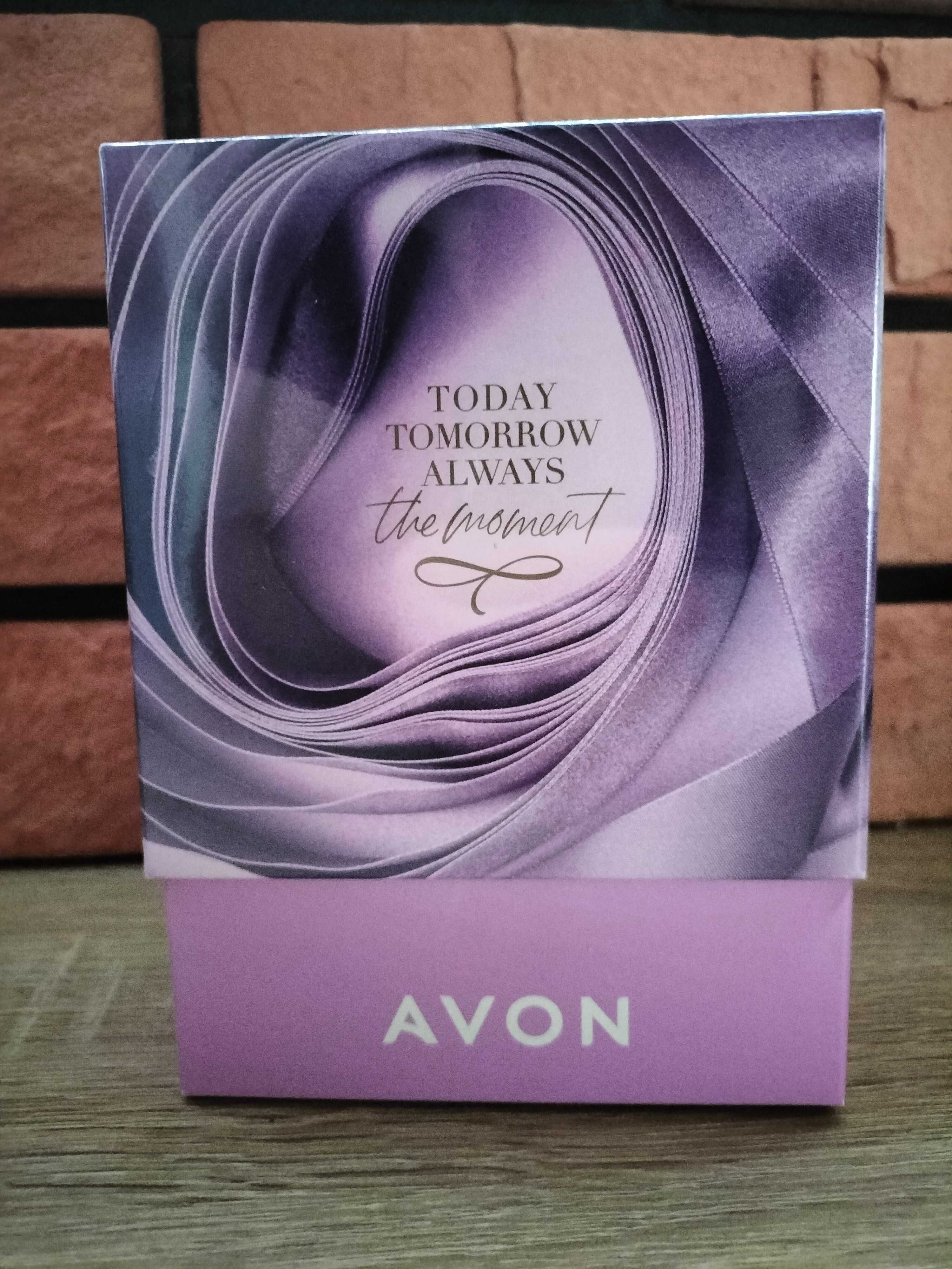 Avon TTA The Moment Zestaw upominkowy w pudełku