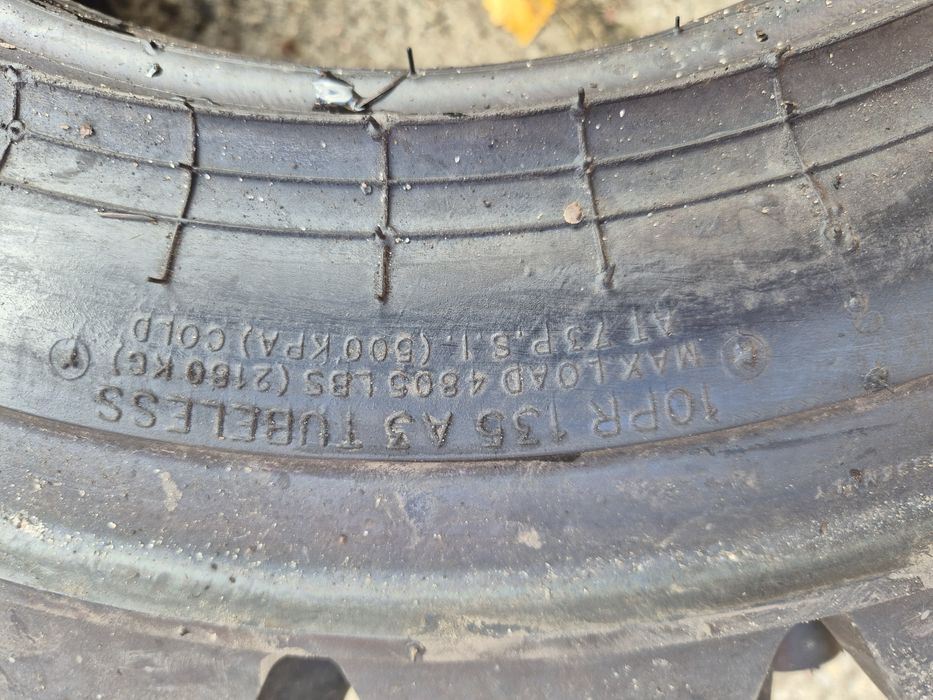 Opony 10-16.5   10r16.5