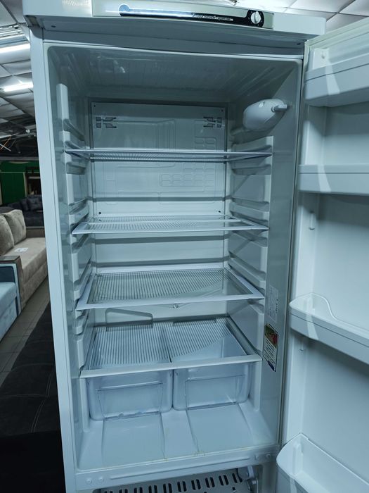 Двокамерний холодильник Indesit SB 185