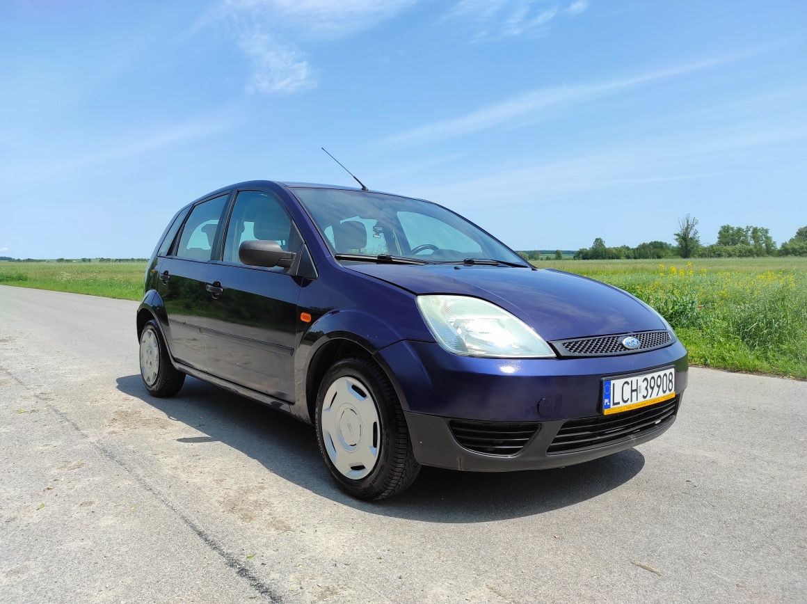 Ford Fiesta 1.3 Benz 2002r. 5 drzwi Stan dobry Przegląd na rok