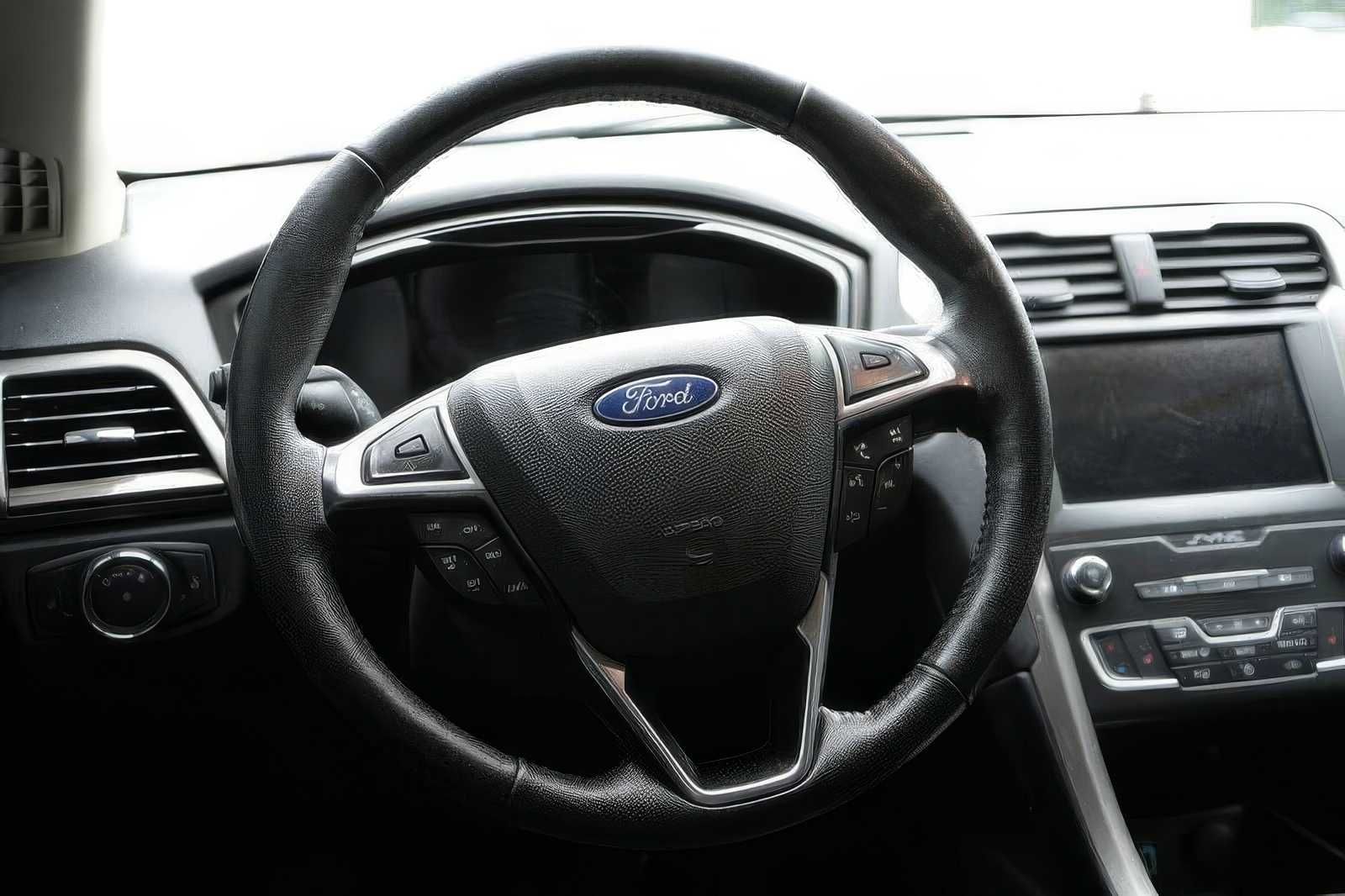 2020 Ford Fusion SEL
