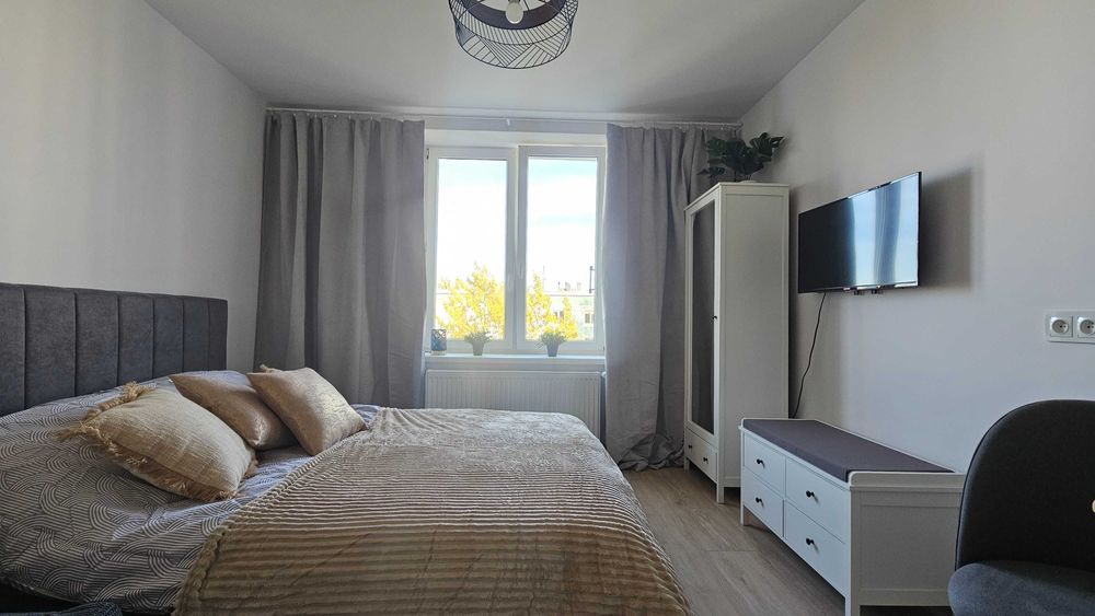 Apartament Dzielna -studio, ,20min STARE MIASTO pieszo.Po Remoncie