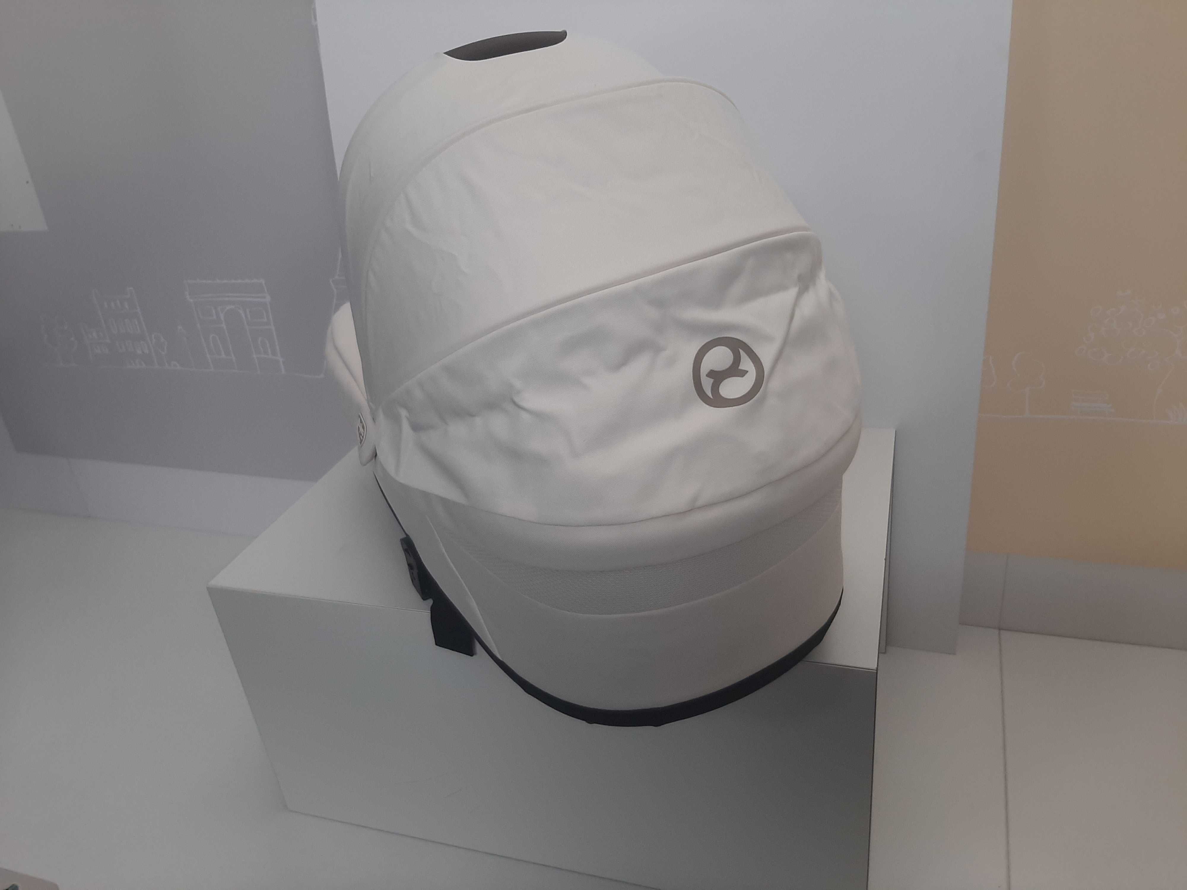 Gondola Cybex Cot S Lux Seashell Beige do wózka Balios i Talos