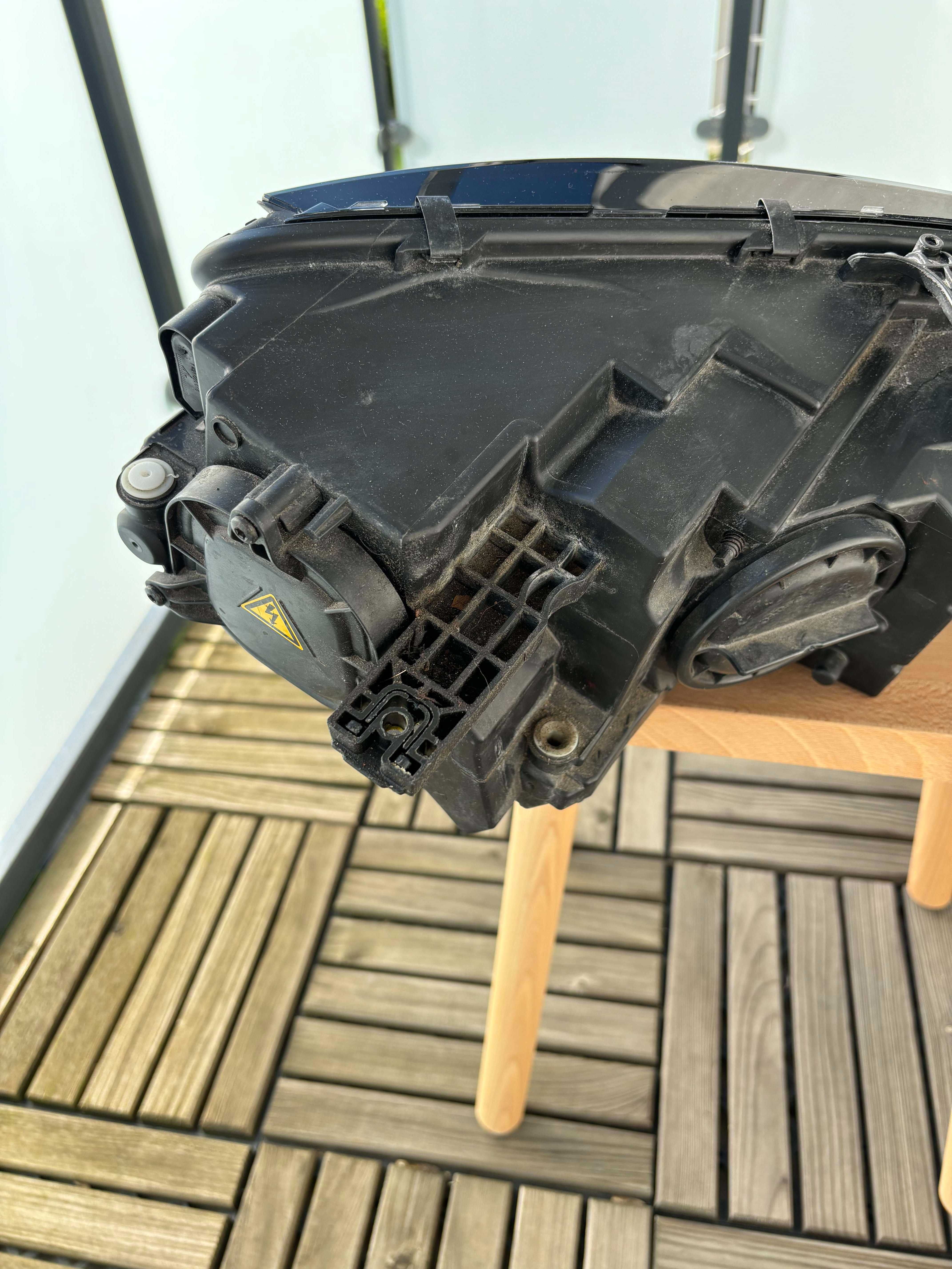 Lampa Audi A4 B9 USA - oryginał, bardzo ładny stan