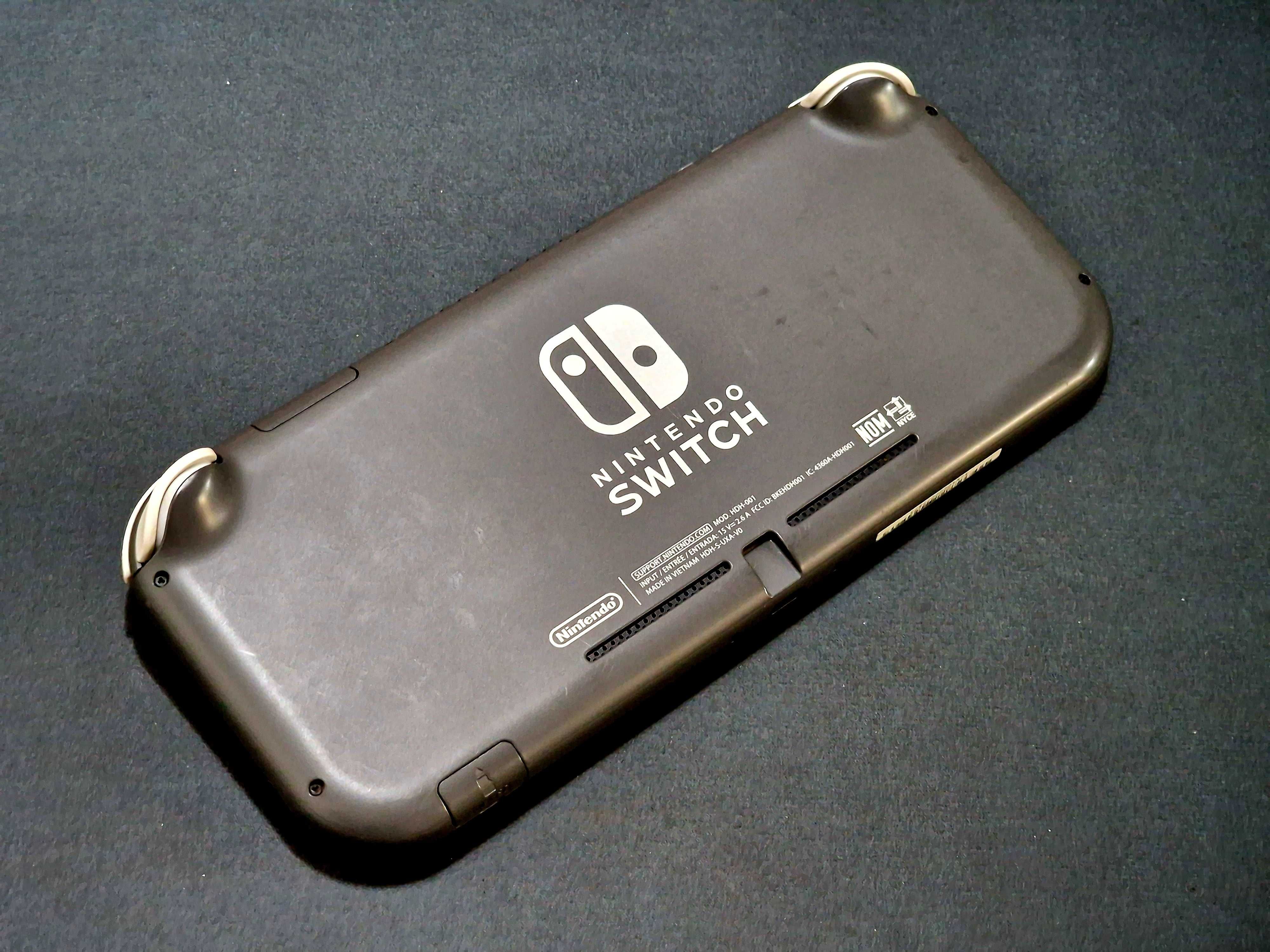 Nintendo Switch Light