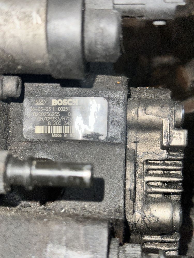 Bomba e injetores 1.9 dci f9q