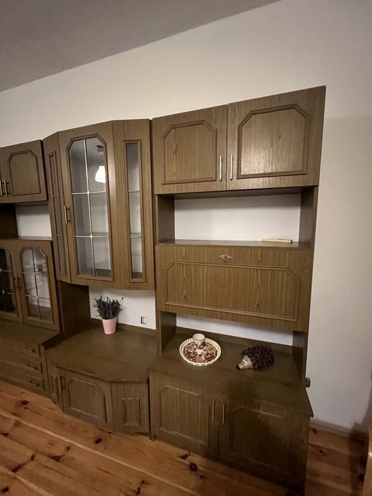 Zestaw mebli do salonu w bardzo dobry stanie.