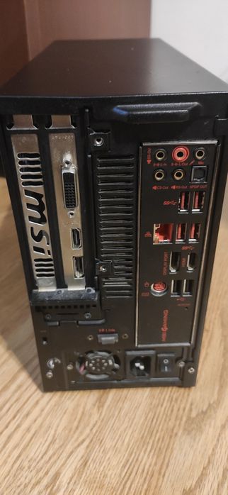 MSI NightBlade i5 8 GB Ram GTX 1050