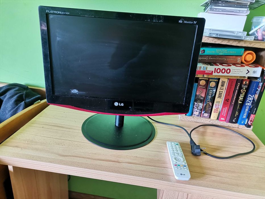 Monitor 19 cali LG Flatron M197WDP z funkcją TV