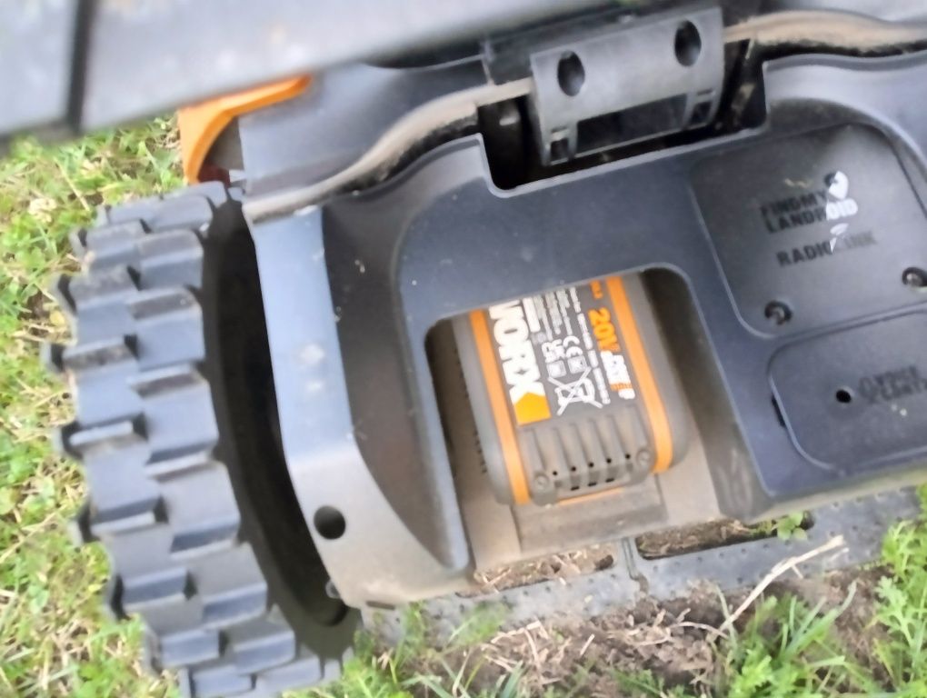 Kosiarka automatyczna Worx Landroid M700 W165E