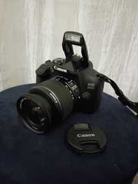 Kit Máquina Fotográfica Reflex CANON EOS 2000D + 18-55MM IS