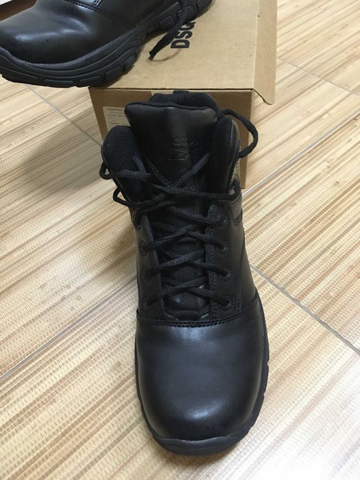 Фірмові теплі черевики Reebok . 45