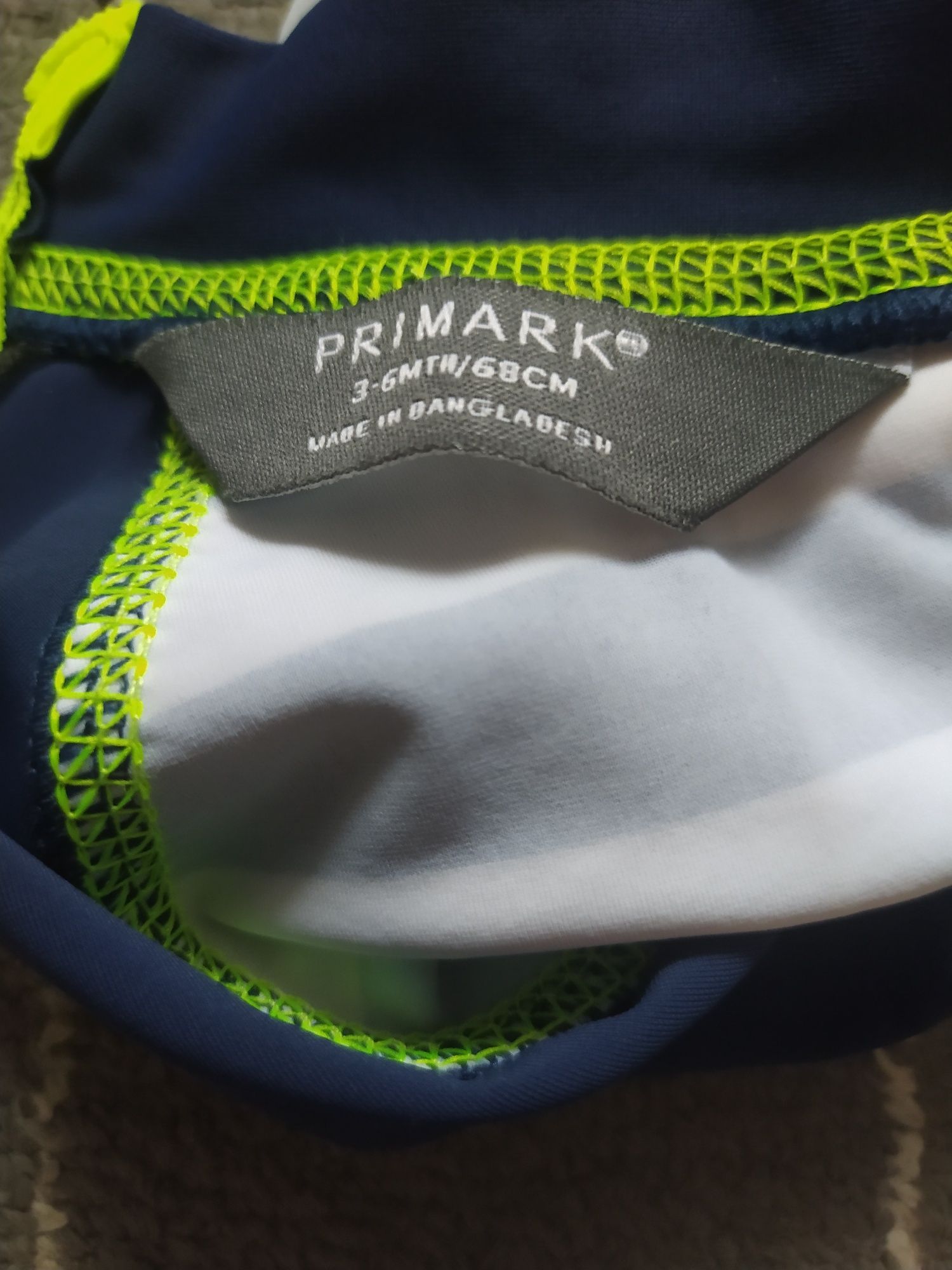 Strój kąpielowy jednoczęściowy UV Primark z rękawem