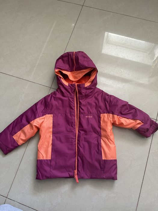 Куртка гірськолижна wedze. В ідеальному стані . 3-4 роки