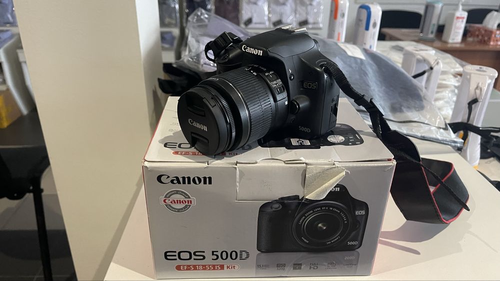 Фотоапарат Canon EOS 500D