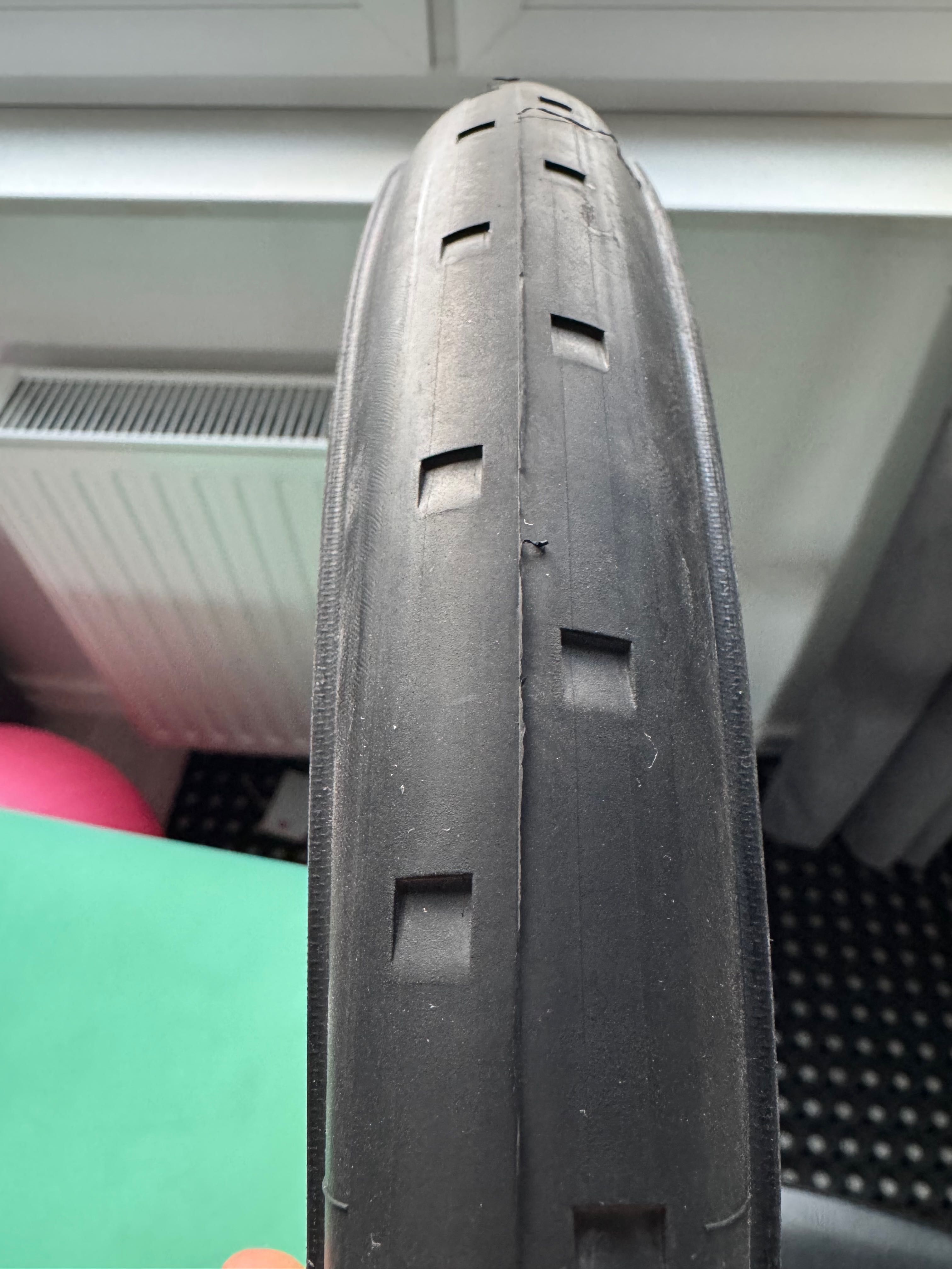 Opona szosowa Continental AERO 111 - 28" szer. 26 mm