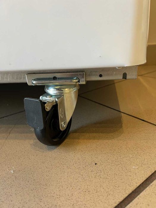 Zamrażarka skrzyniowa z płaską przeszkloną szybą