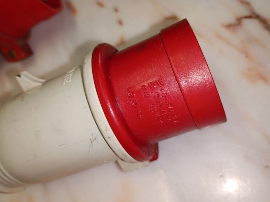 Conjunto de 5 fichas trifásicas a funcionar perfeitamente