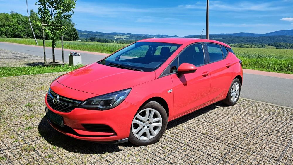 Opel Astra Opel Astra Hatchback 1.6 TDCI