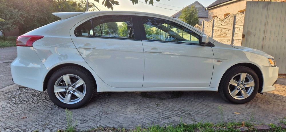 Продам Mitsubishi Lancer Х