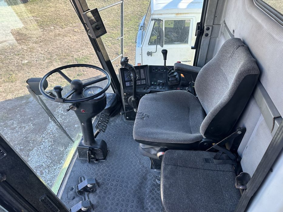 Комбайн Claas MEGA 208