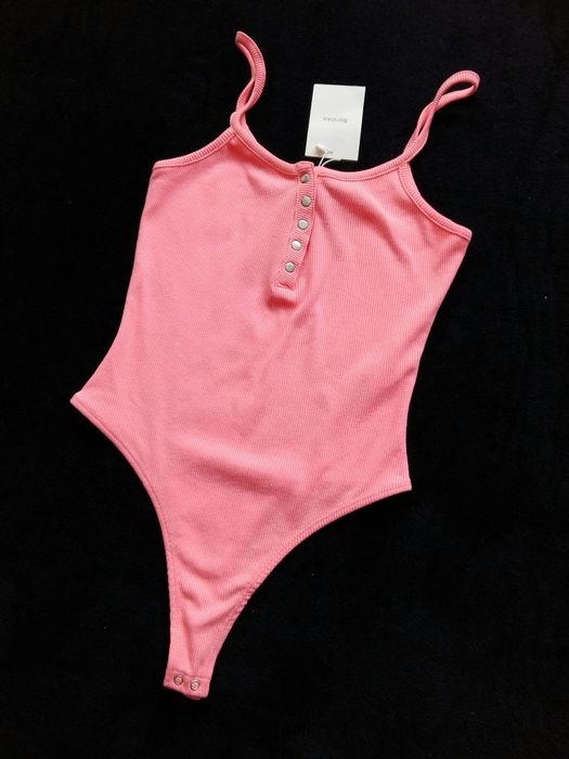 Nowe Bershka body na ramiączkach guziczki rozm. S 36