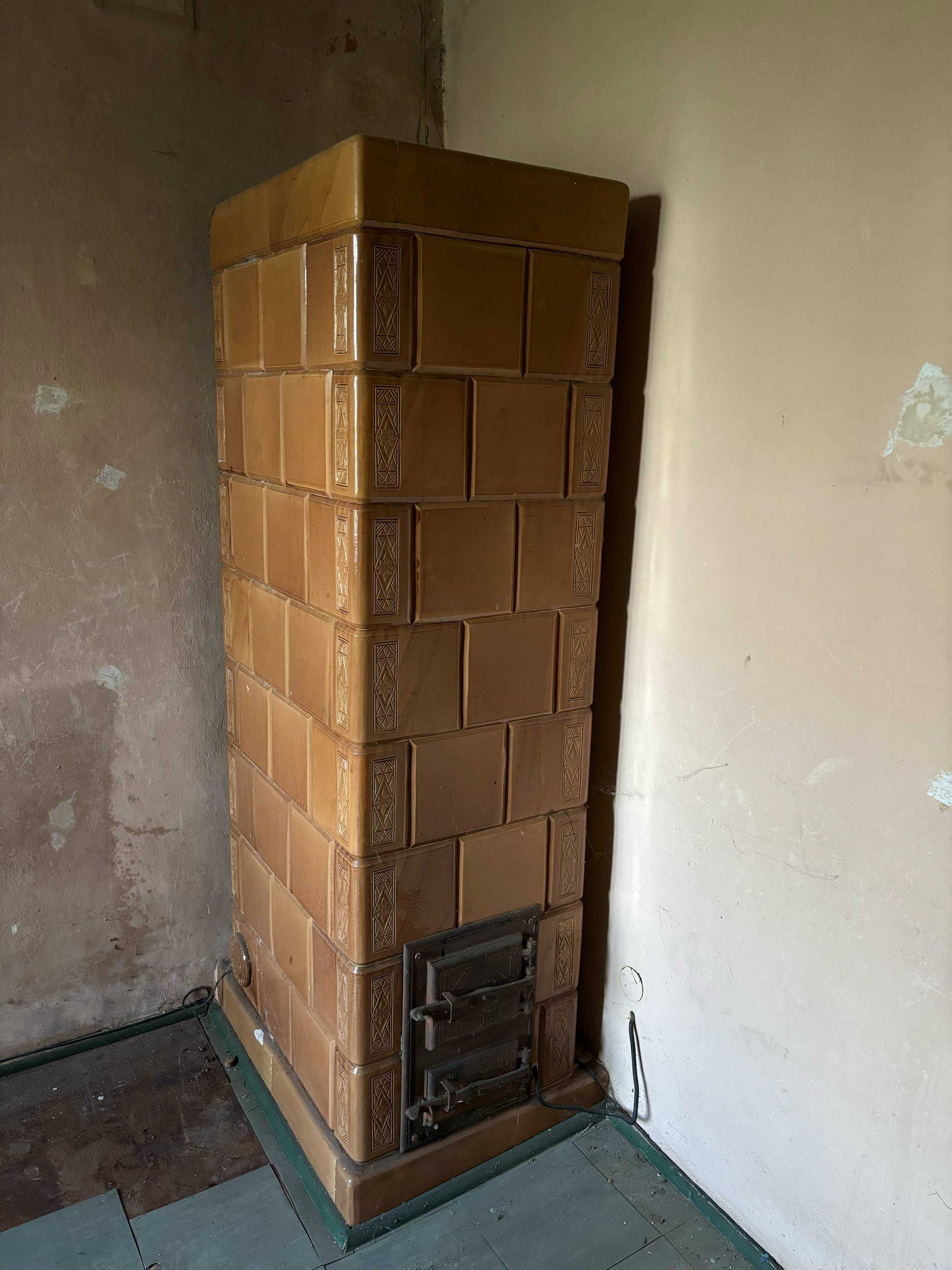 Piece kaflowe w stylu art déco + trzeci prostszy z czasów PRL