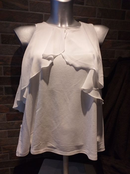 Varias blusas giras