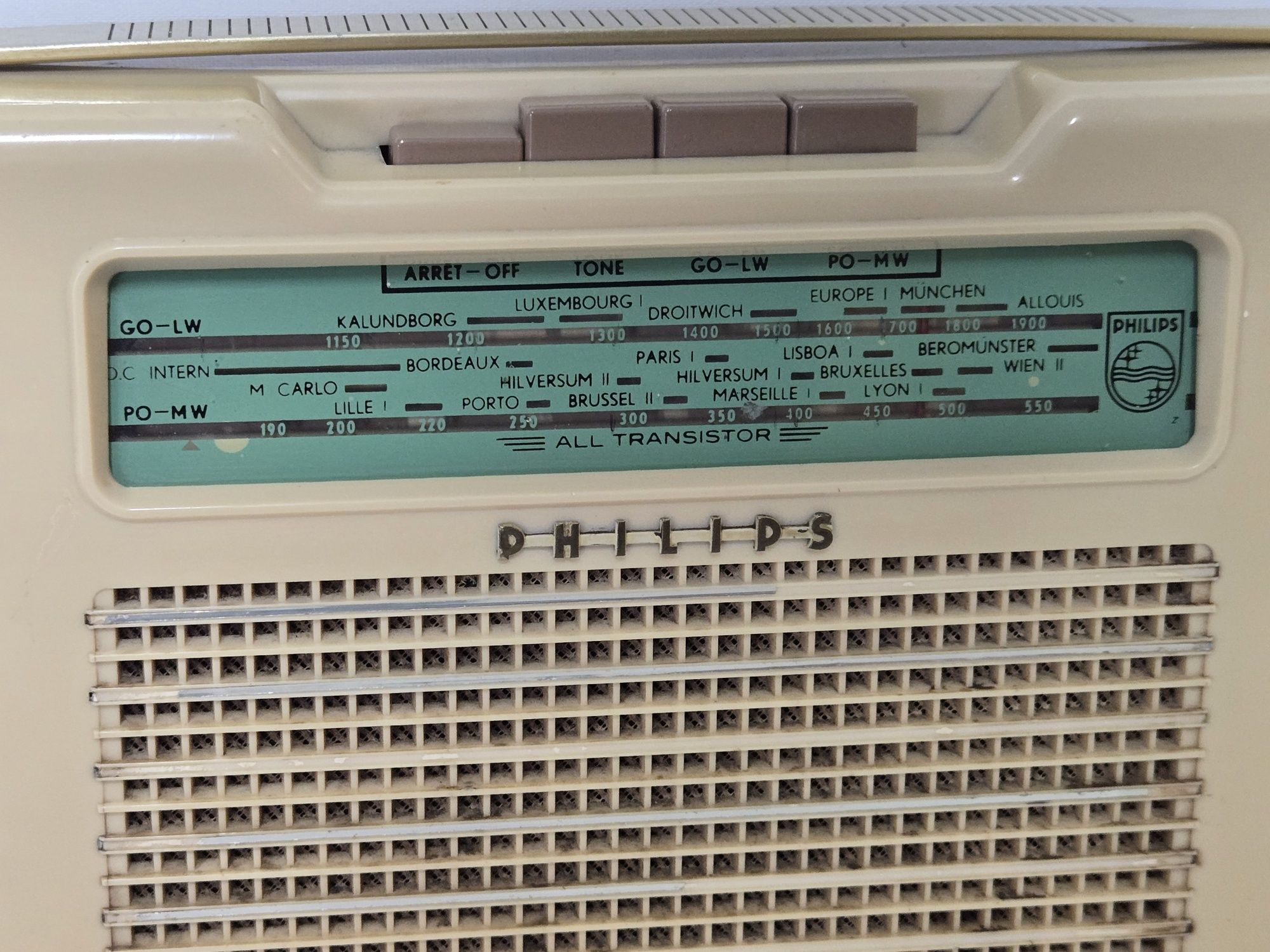 Rádio antigo reparado Philips