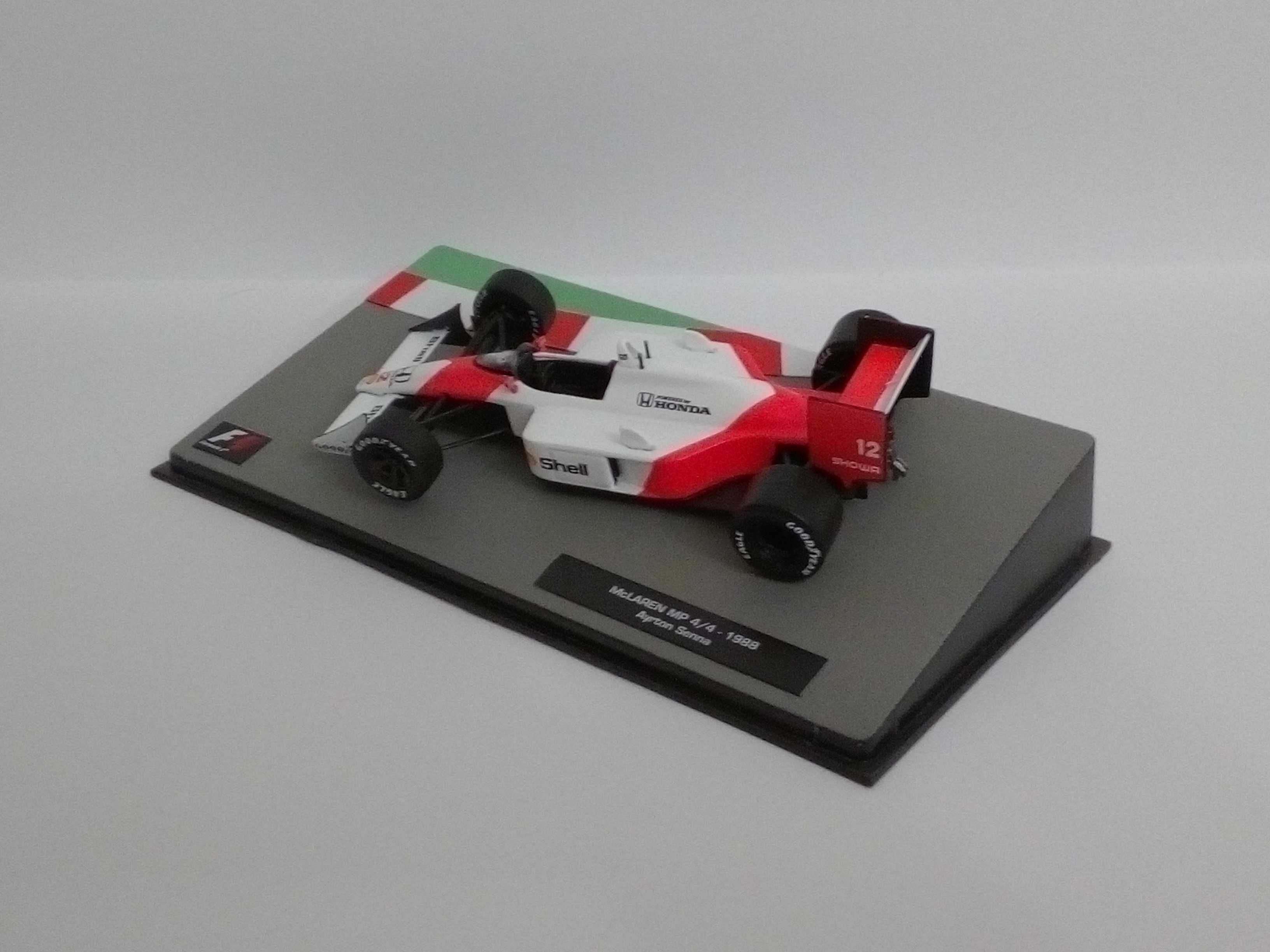 Miniaturas de carros F1