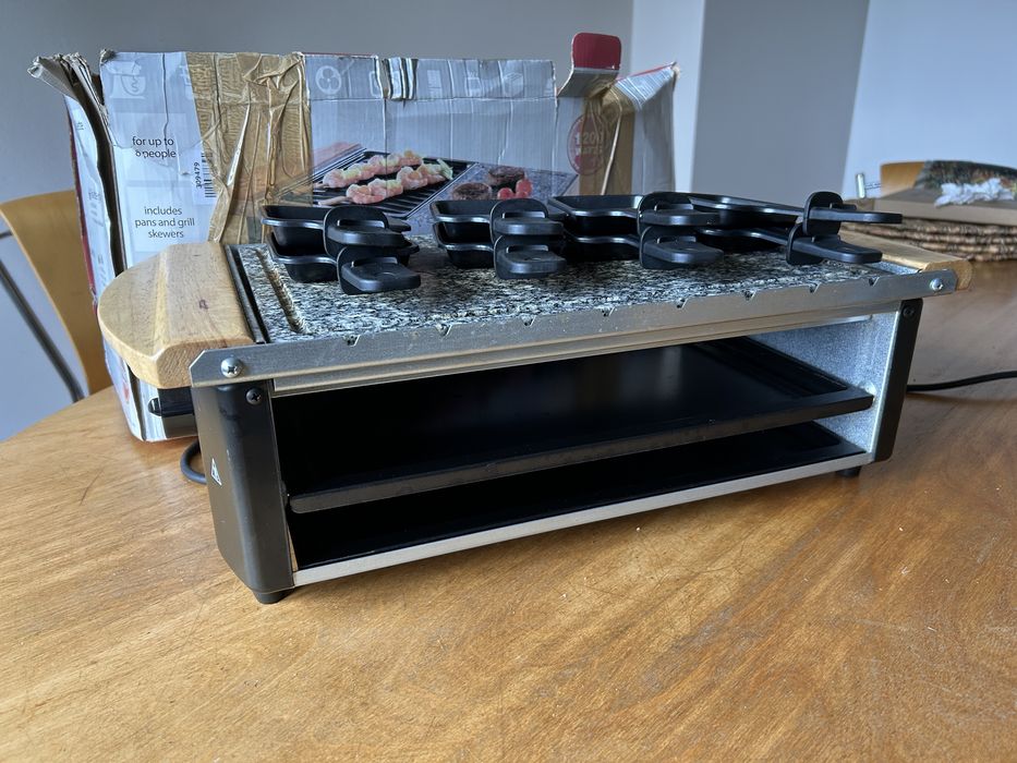 Grill elektryczny do raclette Klaretein