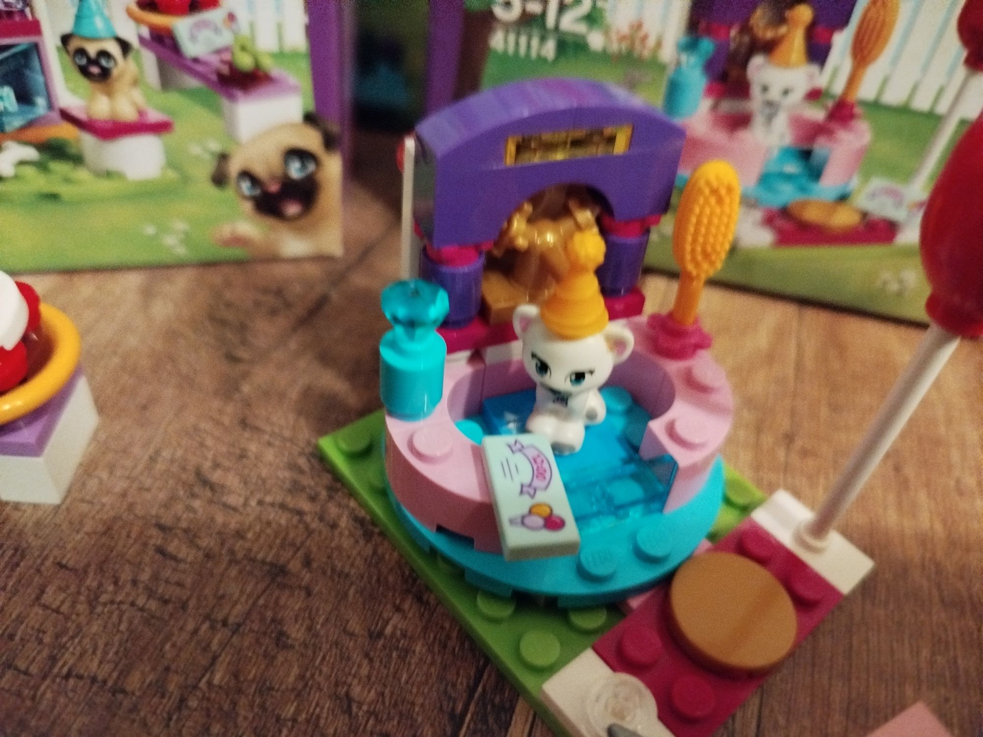 LEGO friends:imprezowe ciasta,imprezowa stylizacja,sklep z prezentami