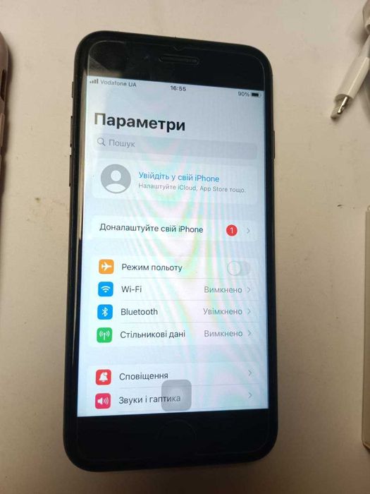 Класний iPhone 7 на 128Gb Black телефон смартфон Айфон 7 A1778 АКБ 77%