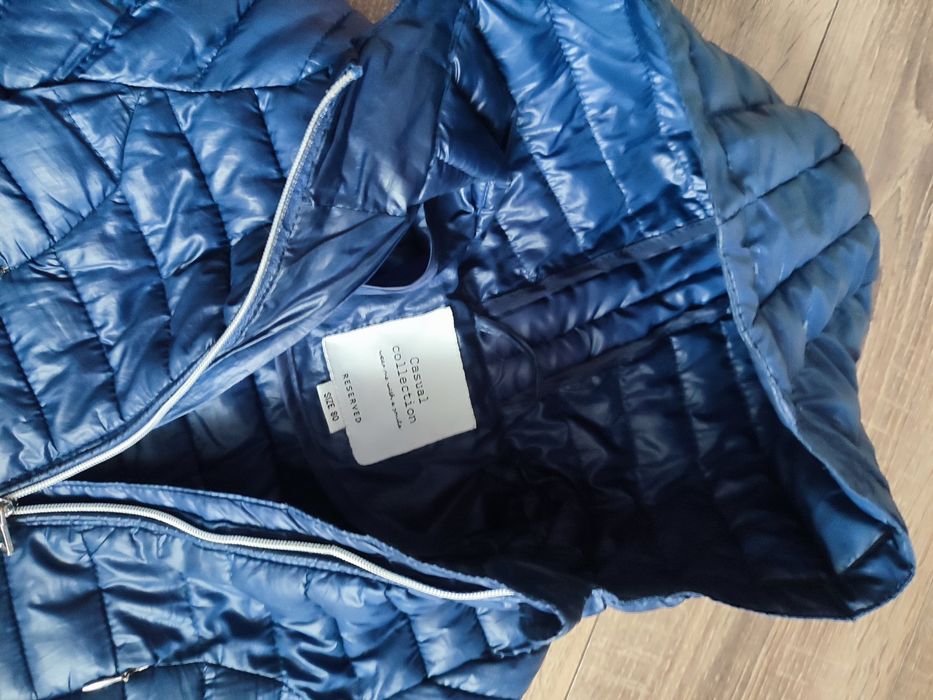 Cienka pikowana kurtka granatowa Reserved 80