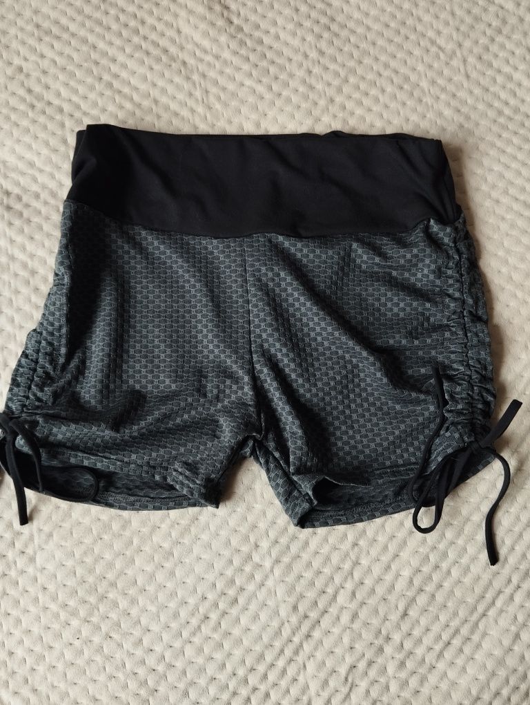 Spodenki legginsy marszczone marszczone push up pupa ściągacze 38 40
