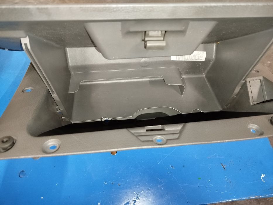 Porta luvas Seat Ibiza 6J