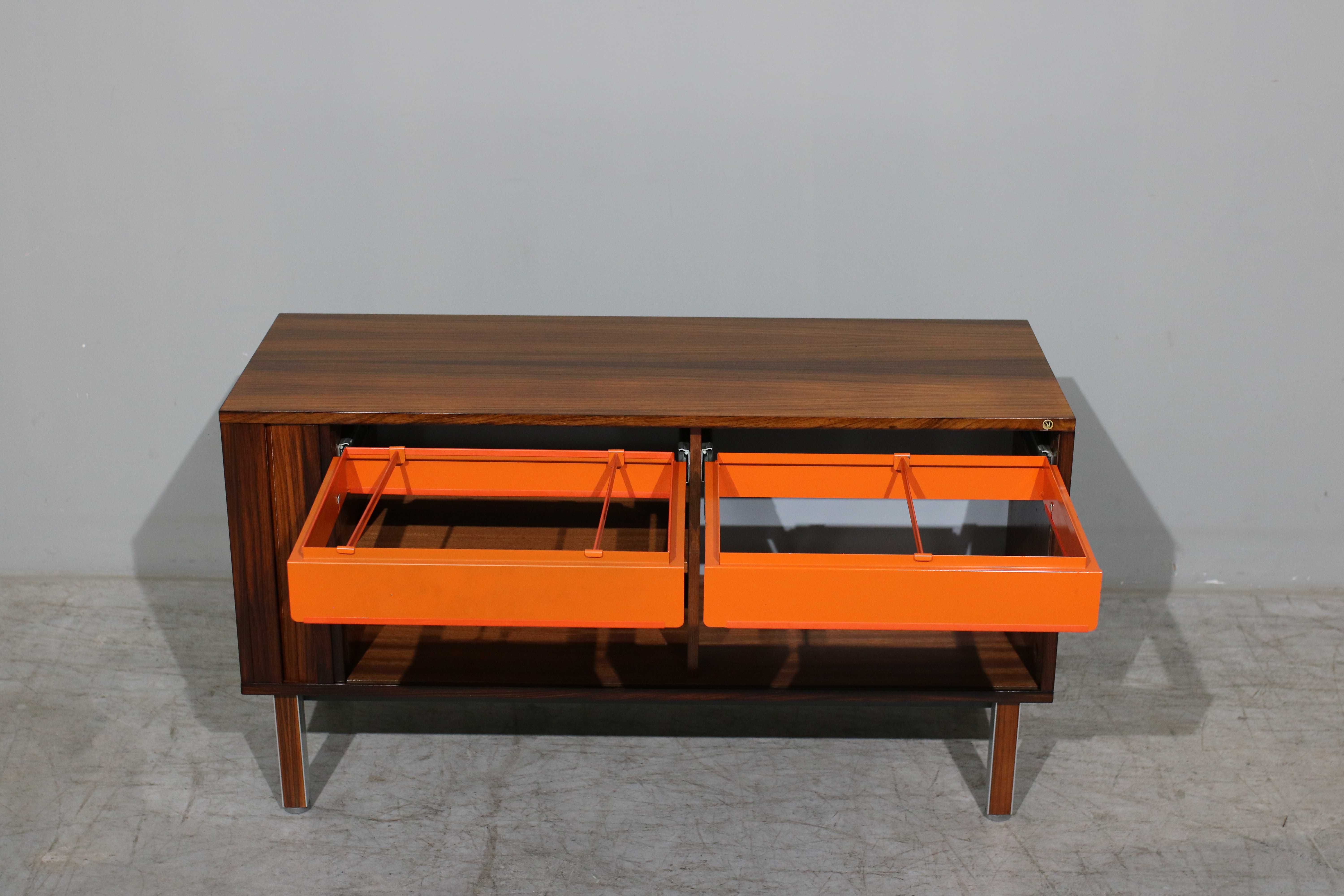 Aparador Nipu em pau santo | Danish Design