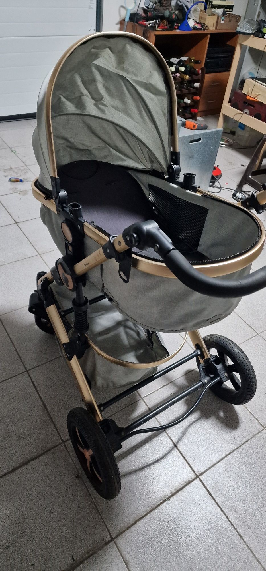 Cadeira Alcofa de Bébé.