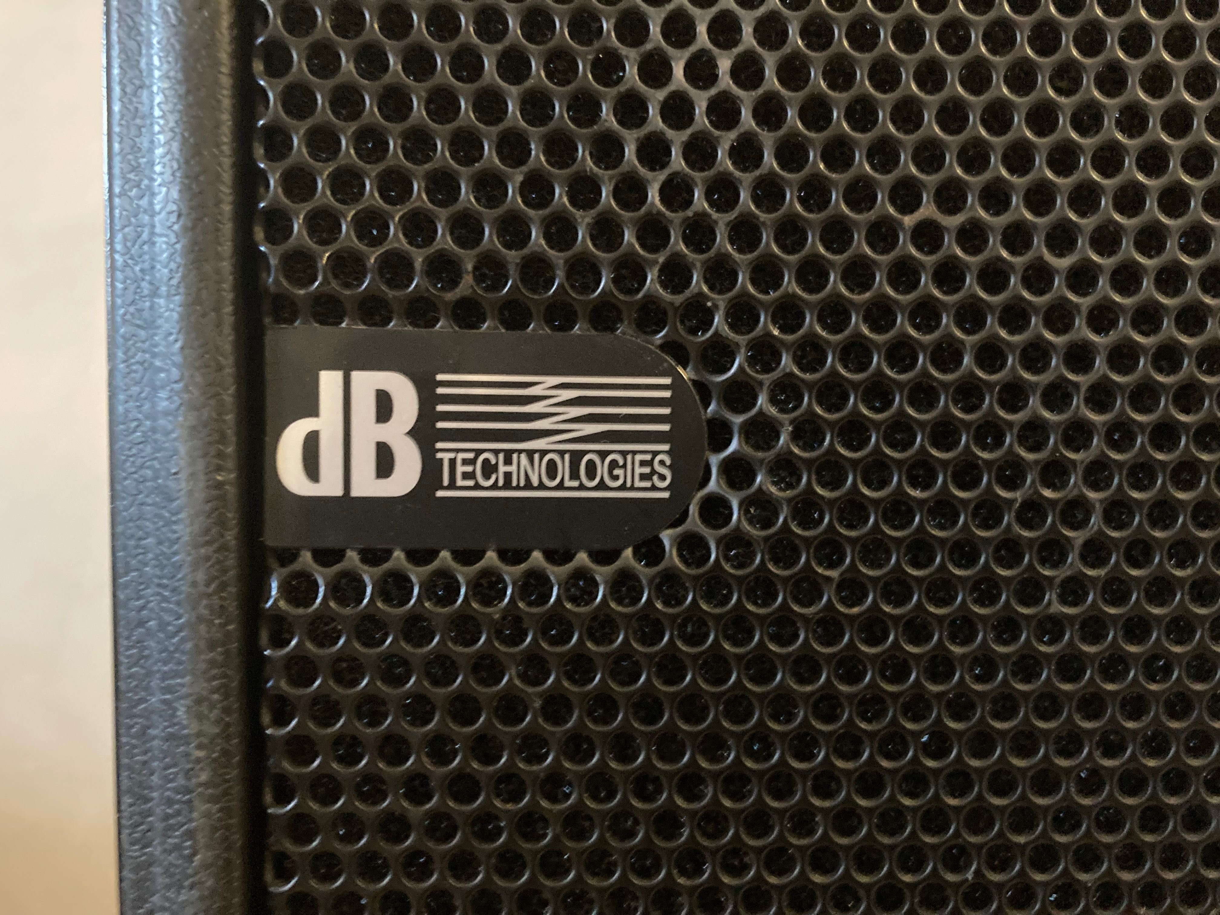Nagłośnienie dBTechnologies DVA T4 + osprzęt audio, mikser Yamaha