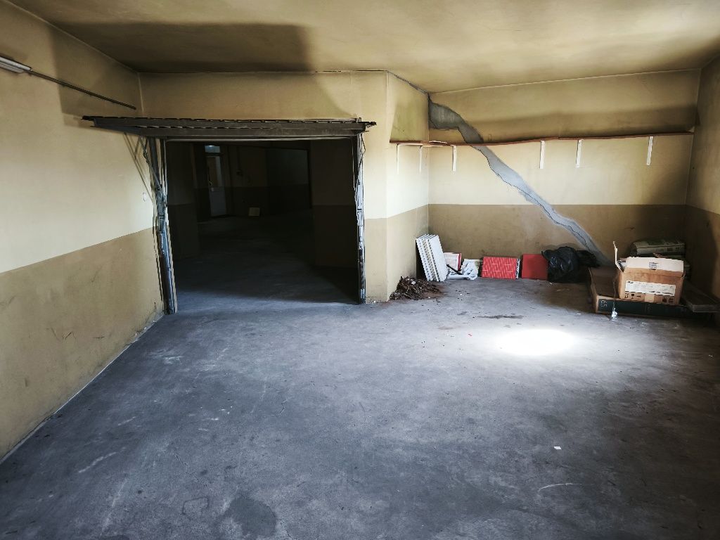 Garagem Fechada/ Box