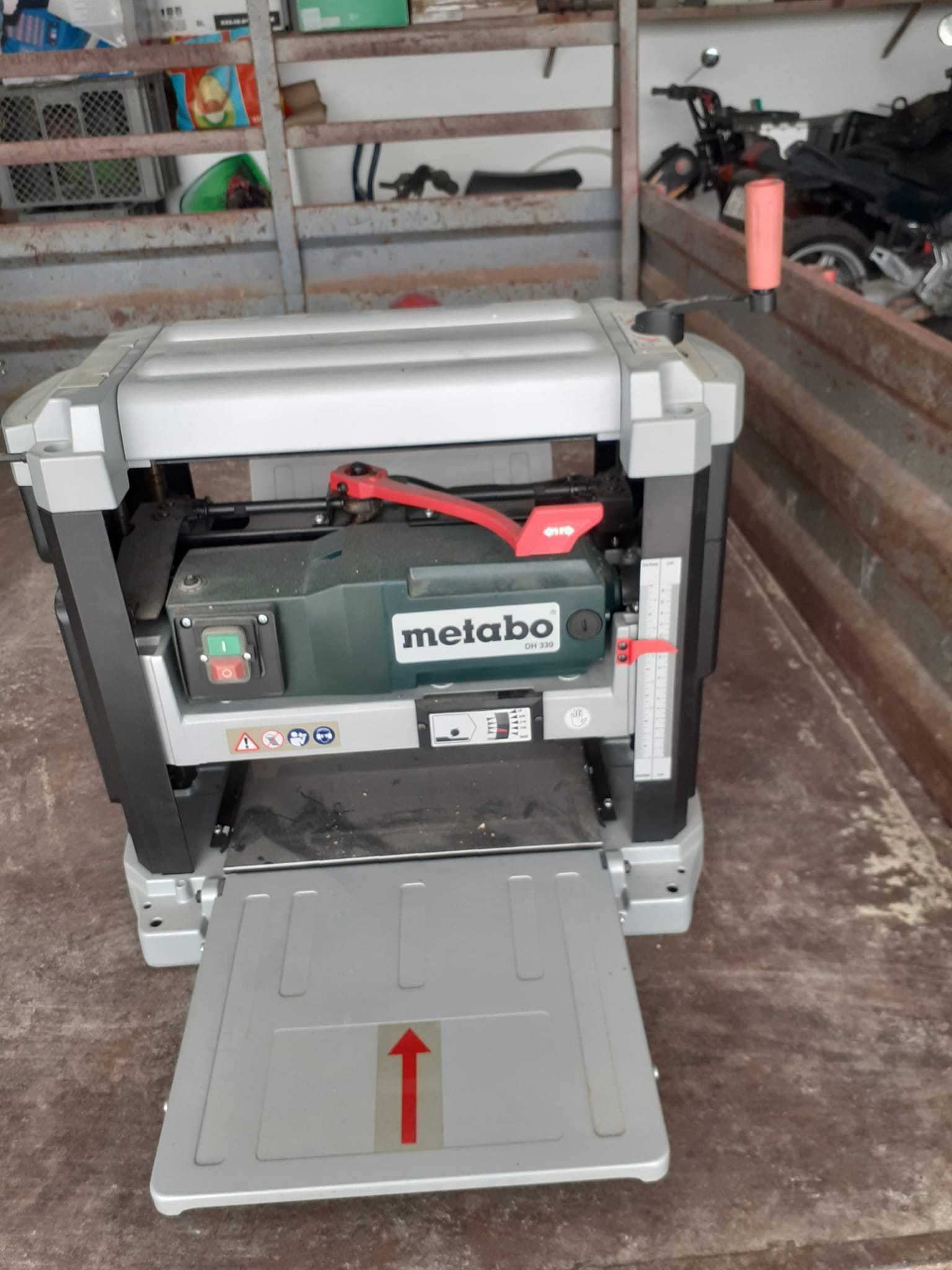 Serra Radial Dewalt DW720 usada + Desengrossadeira Metabo DH330 nova