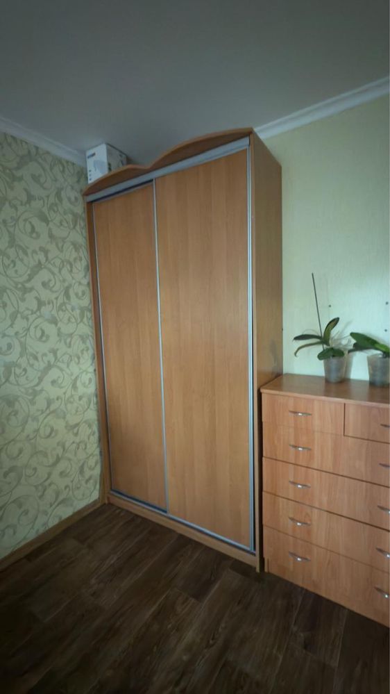 СРОЧНО !!продам шафу купе в гарному стані