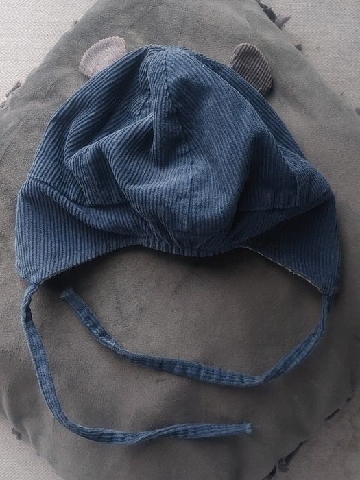 Czapka wiosenna r. 44/46 cm wiązana