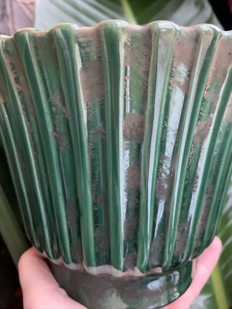 Doniczka , osłonka ceramiczna ozdobna zielona
