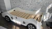 Детская деревянная кровать машинка