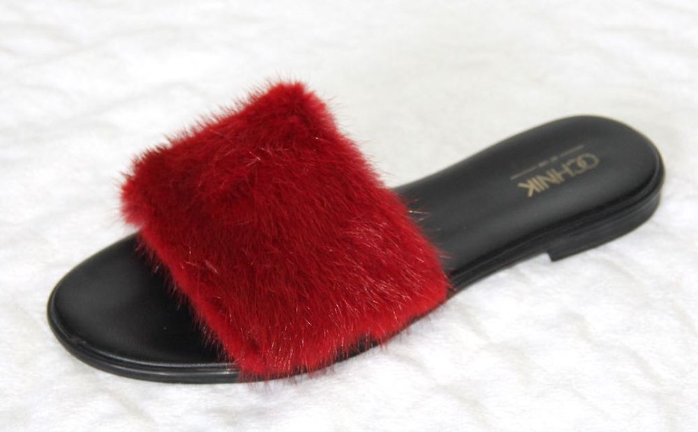 ochnik klapki z futerkiem futro norki 39 skóra karibu czarne czerwone