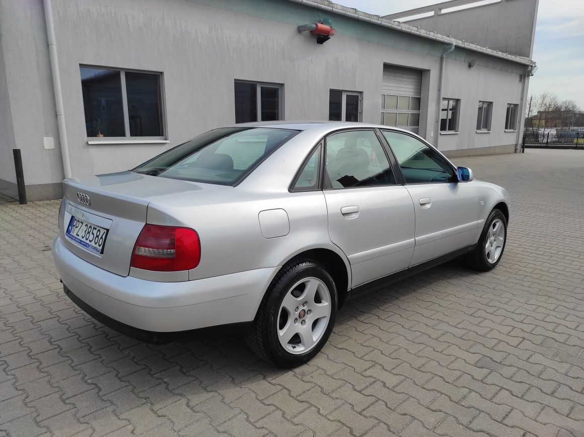 Audi A4 B5 1.9 TDI 2000r. 115km Stan BDB Małe spalanie Zamiana